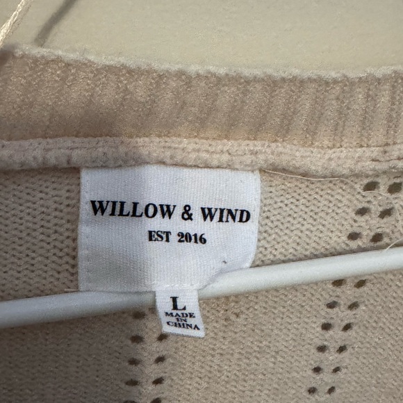 Willow & Wind Floral Embroidered Cardigan - Picture 3 of 5